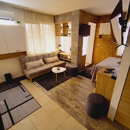 Apartment студио нико - *